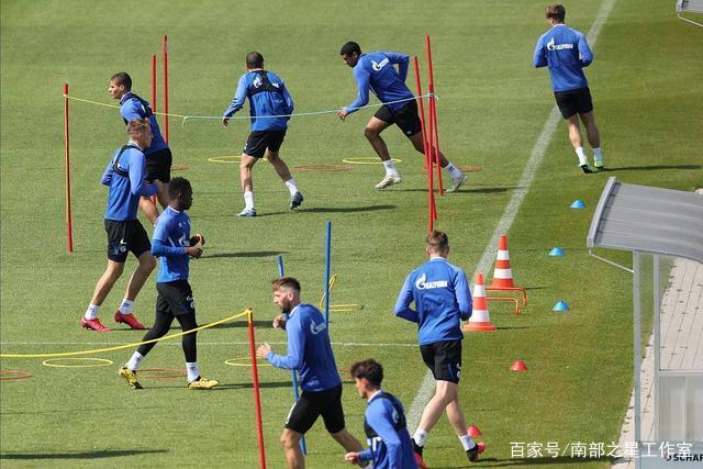 足总杯夺冠赔率:曼城2.75第1 曼联1赔11难卫冕